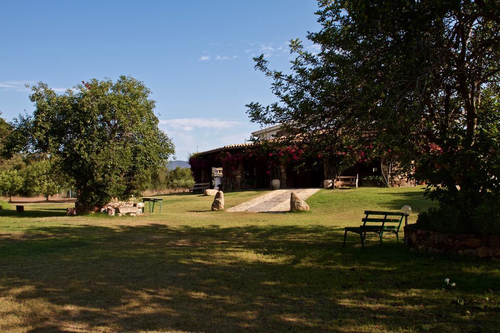 Agriturismo Sarrabus Guest House San Priamo Luaran gambar